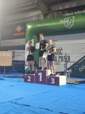 original B9FBE4EC 0541 40A3 A00A E1BF6D67B0EB